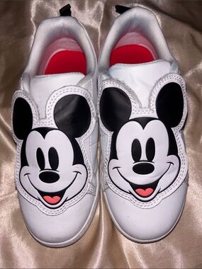 Disney White Mickey Mouse Slip-On Sneakers with Black and Red Accents